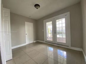 7521 Granada Blvd, Miramar FL 33023