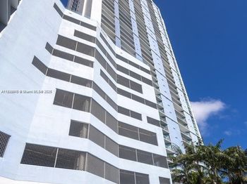 335 S Biscayne Blvd