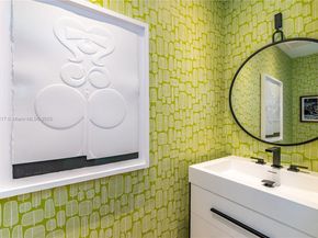 901 Brickell Key Blvd 2602, Miami FL 33131