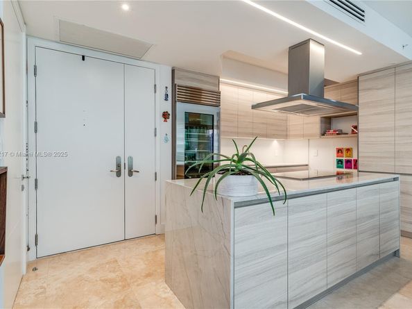 901 Brickell Key Blvd 2602, Miami FL 33131