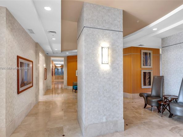 1945 S Ocean Dr 404, Hallandale Beach FL 33009