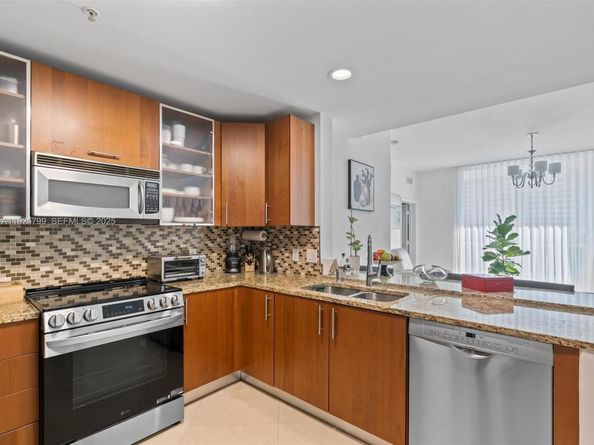 1945 S Ocean Dr 404, Hallandale Beach FL 33009