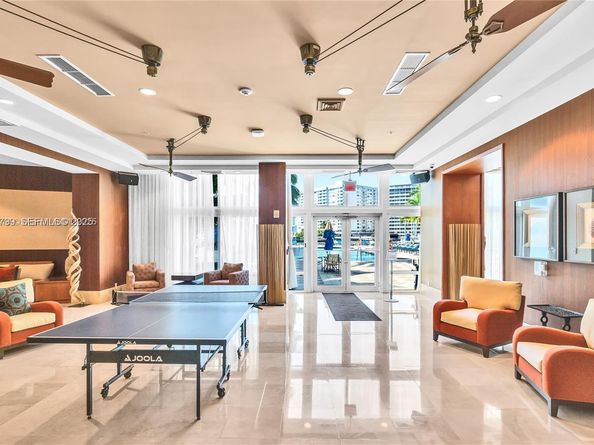 1945 S Ocean Dr 404, Hallandale Beach FL 33009