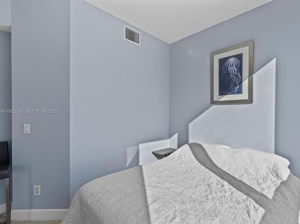 1945 S Ocean Dr 404, Hallandale Beach FL 33009