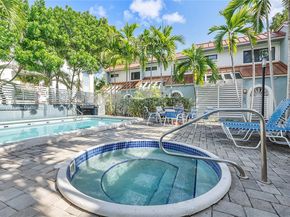 517 NE 38th St 9, Miami FL 33137