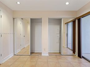 9021 Sunrise Lakes Blvd 211, Sunrise FL 33322