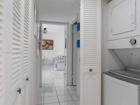 1623 Collins Ave 812, Miami Beach FL 33139