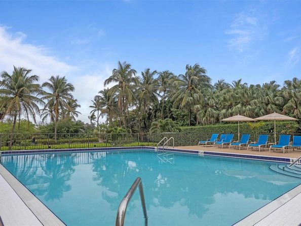 1623 Collins Ave 812, Miami Beach FL 33139