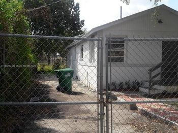 1774 NW 62nd Ter