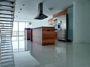 2950 NE 188th St 444, Aventura FL 33180