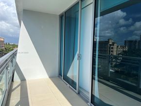 2950 NE 188th St 444, Aventura FL 33180