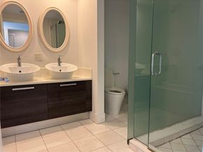 2950 NE 188th St 444, Aventura FL 33180