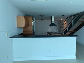 2950 NE 188th St 444, Aventura FL 33180