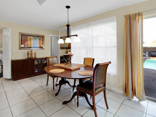 2631 Wilson, Hollywood FL 33020