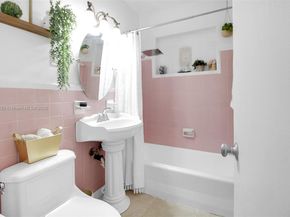 2631 Wilson, Hollywood FL 33020