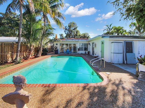 2631 Wilson, Hollywood FL 33020