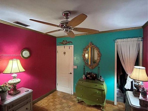 2631 Wilson, Hollywood FL 33020