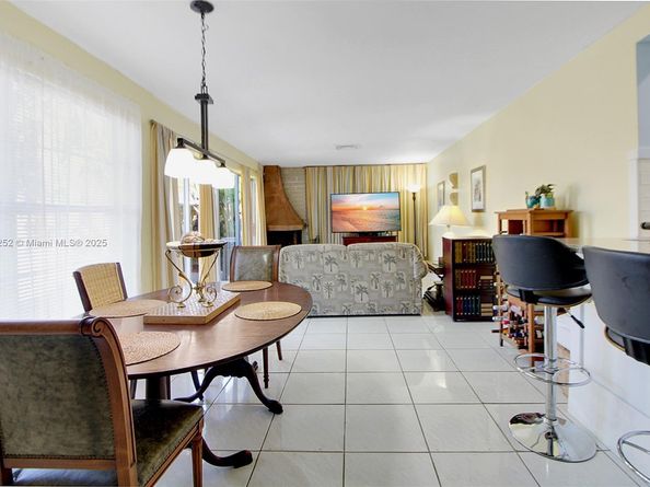 2631 Wilson, Hollywood FL 33020