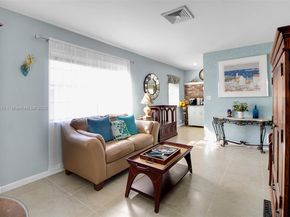 2631 Wilson, Hollywood FL 33020