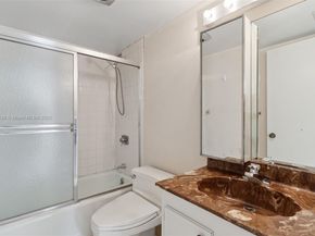 1901 Brickell Ave B1408, Miami FL 33129