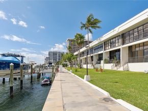 1901 Brickell Ave B1408, Miami FL 33129