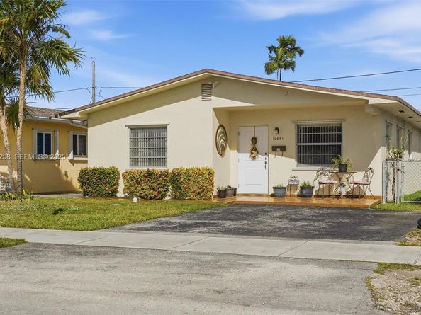 10551 SW 27th St, Miami FL 33165