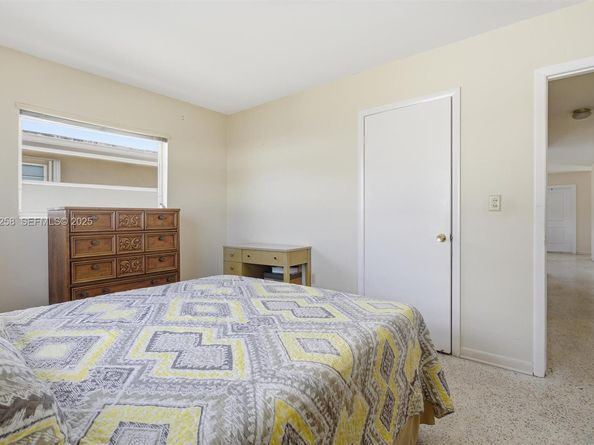 10551 SW 27th St, Miami FL 33165