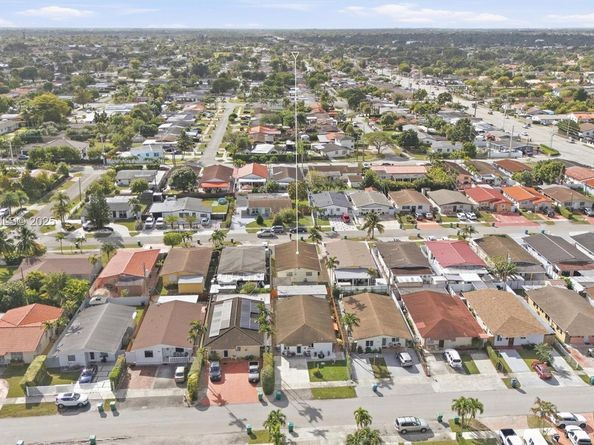 10551 SW 27th St, Miami FL 33165