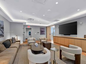 121 NE 5th St 710, Miami FL 33132