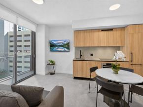 121 NE 5th St 710, Miami FL 33132