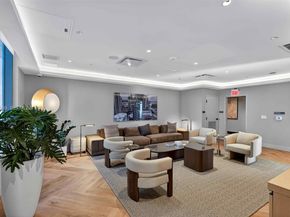 121 NE 5th St 710, Miami FL 33132