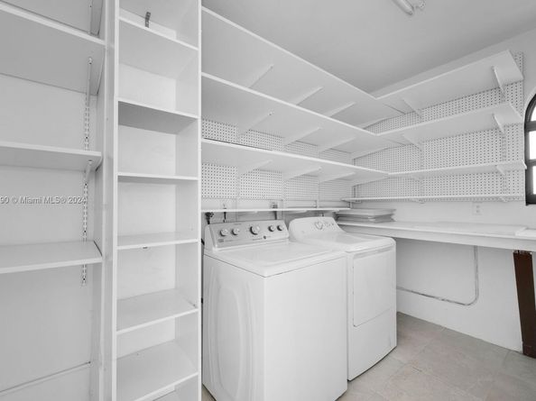 2500 Bay Dr PH, Pompano Beach FL 33062