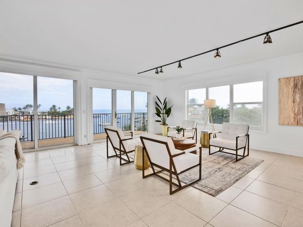 2500 Bay Dr PH, Pompano Beach FL 33062