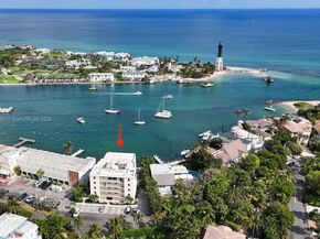 2500 Bay Dr PH, Pompano Beach FL 33062