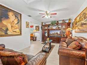 7051 SW 2nd Ct, Pembroke Pines FL 33023