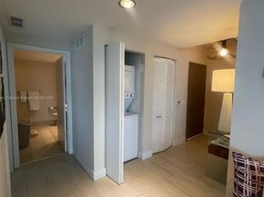 201 SW 17th Rd 607, Miami FL 33129