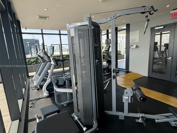 201 SW 17th Rd 607, Miami FL 33129