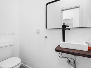 1572 NW 135th Ave, Pembroke Pines FL 33028