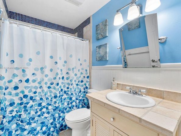 1921 SW 129th Ter, Miramar FL 33027