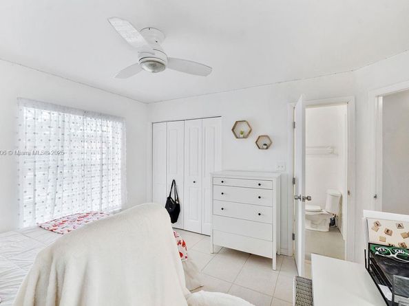 1921 SW 129th Ter, Miramar FL 33027