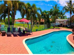 1921 SW 129th Ter, Miramar FL 33027