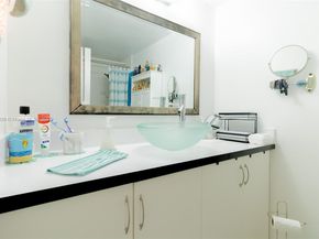 900 Bay Dr 513, Miami Beach FL 33141