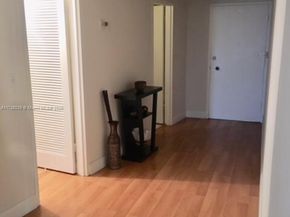 900 Bay Dr 513, Miami Beach FL 33141