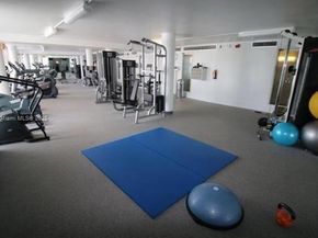 900 Bay Dr 513, Miami Beach FL 33141