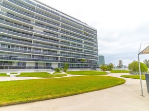 900 Bay Dr 513, Miami Beach FL 33141