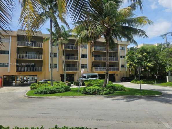 2620 NE 135th St 431, North Miami FL 33181