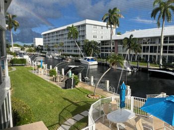 3050 NE 48th St