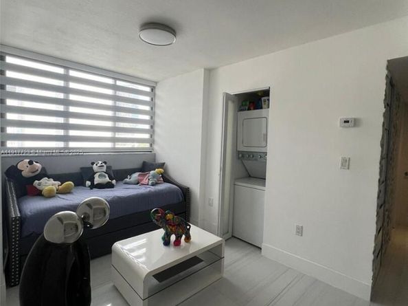 17878 N Bay Rd 507, Sunny Isles Beach FL 33160