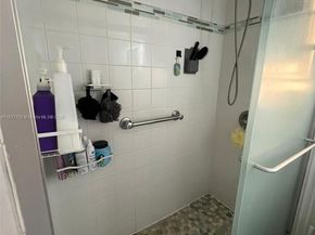 17878 N Bay Rd 507, Sunny Isles Beach FL 33160