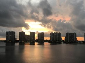 17878 N Bay Rd 507, Sunny Isles Beach FL 33160